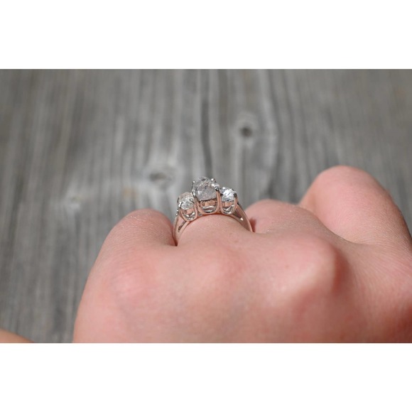 Engagement rings, raw diamond ring, raw stone ring, alternative engageme… - Picture 3 of 6